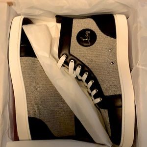 Christian Louboutin.. CM53.. black/black